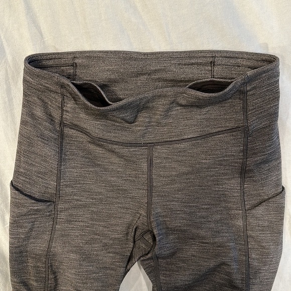 Lululemon Gray Leggings Brushed Materal Size 4 - Picture 6 of 6